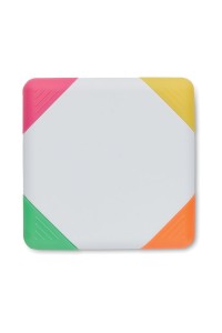 Surligneur dans un boîtier en