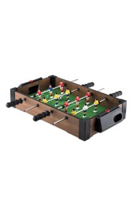 Mini baby foot avec une balle