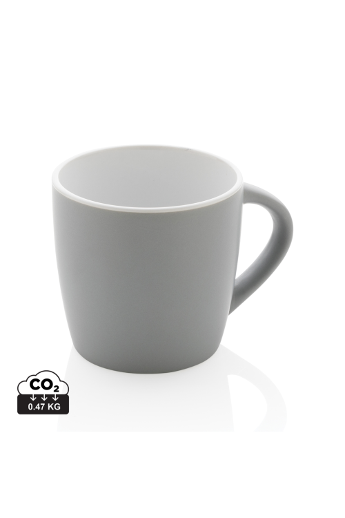 Mug en céramique avec intérieur coloré