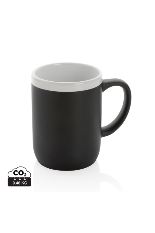 Mug en céramique avec bord blanc