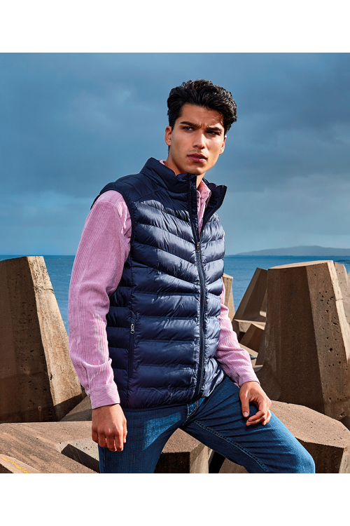 Veste sans manches avec coutures thermocollées Mantel