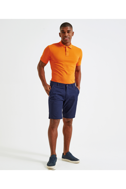 Short homme coupe classique