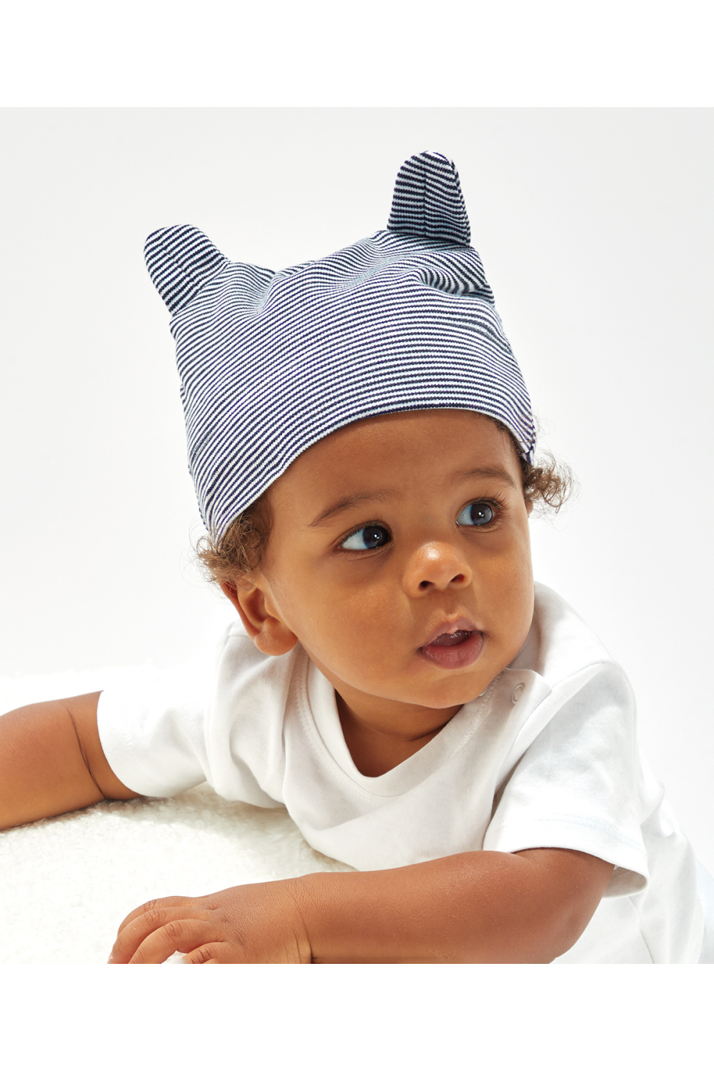 Petit bonnet avec des oreilles