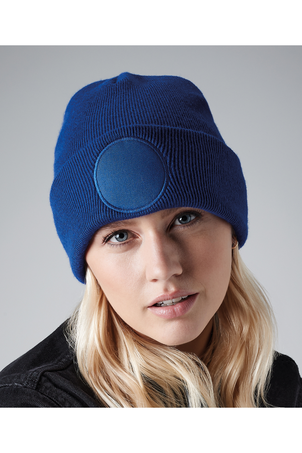 Bonnet à patch rond