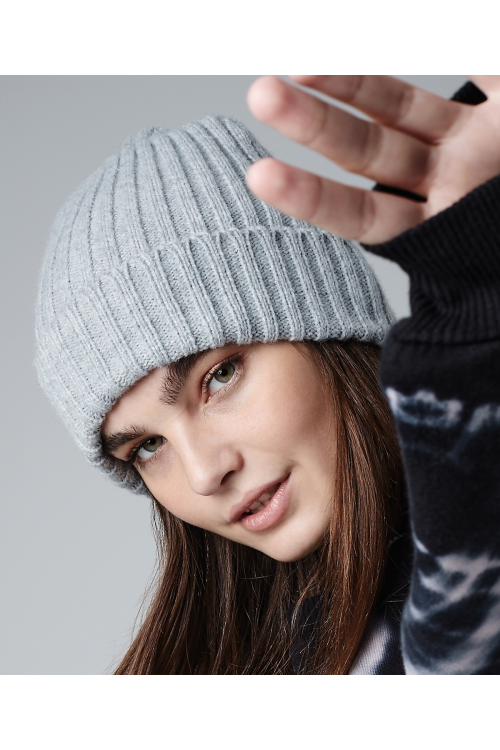 Bonnet en côtelé épais