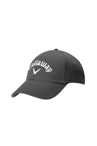 Casquette à arêtes latérales