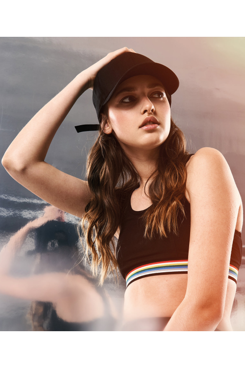 Casquette incurvée à 6 panneaux avec languette en métal (7708MS)