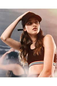 Casquette incurvée à 6 panneaux avec languette en métal (7708MS)