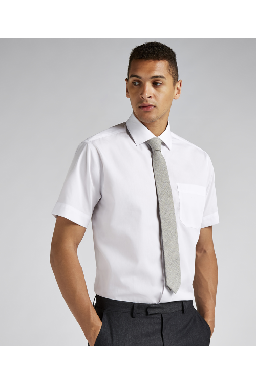 Chemise de première qualité à manches courtes sans repassage Corporate