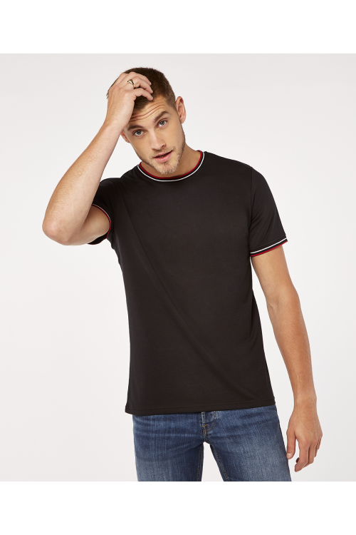 T-shirt passepoilé coupe mode