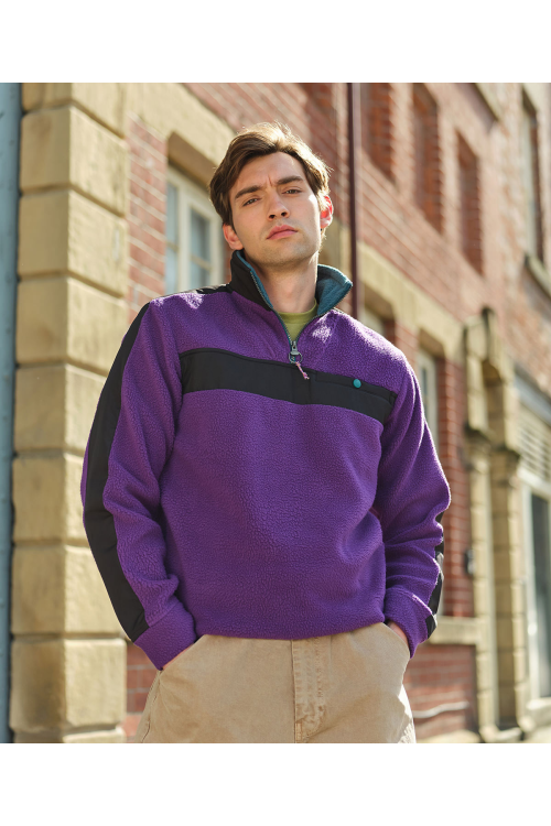 Vintage fleece pullover