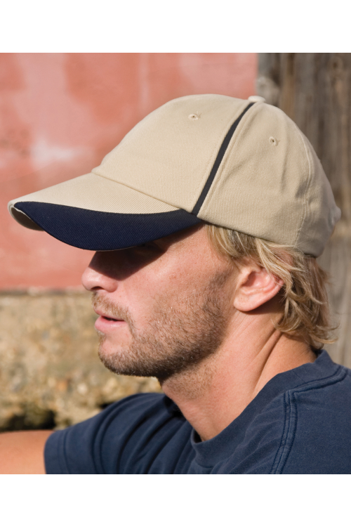 Casquette en coton brossé lourd à visière à festons et décor contrasté