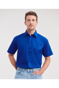 Chemise en popeline manches courtes polyester/coton facile d'entretien