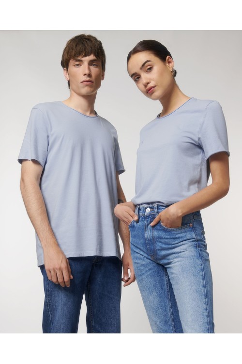 Le t-shirt unisexe à bords francs
