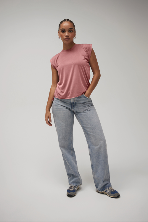 T-shirt Flowy à manches roulottées