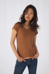 T-shirt femme DNM Plug in