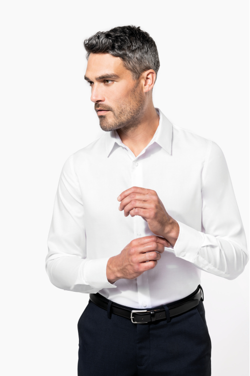Chemise ajustée manches longues sans repassage