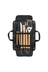 5 outils BBQ dans une pochette